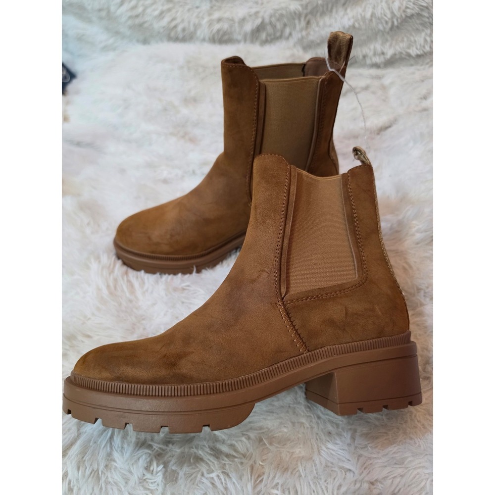 Rocket Dog Iggie Chelsea Lug Sole Boots Walnut Brown Womens 8 C429/0524